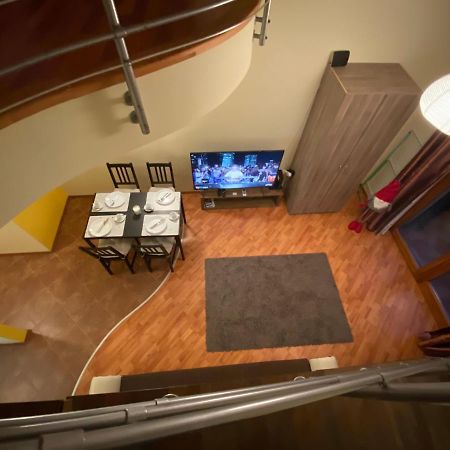 Mimi Apartman Appartamento Gyula Esterno foto